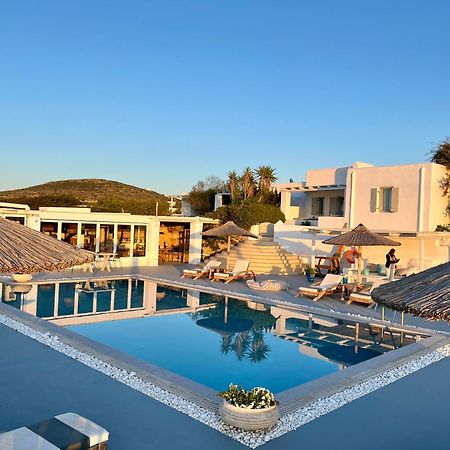Anemoi Resort Naoussa Esterno foto