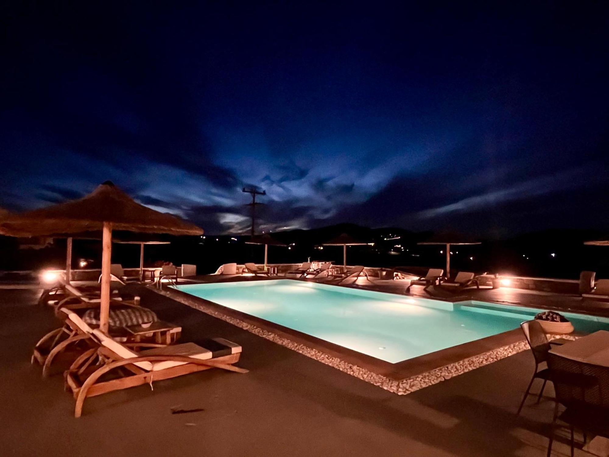 Anemoi Resort Naoussa Esterno foto